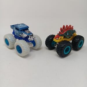 Hot Wheels Monster Truck Bundle #481
